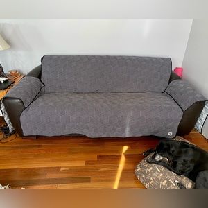 Molly Mutt Couch Cover